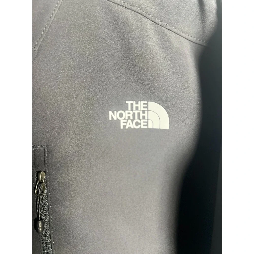The North Face XXL 2XL Apex Barrier Soft Shell Jacket Black Logo Vons Safeway